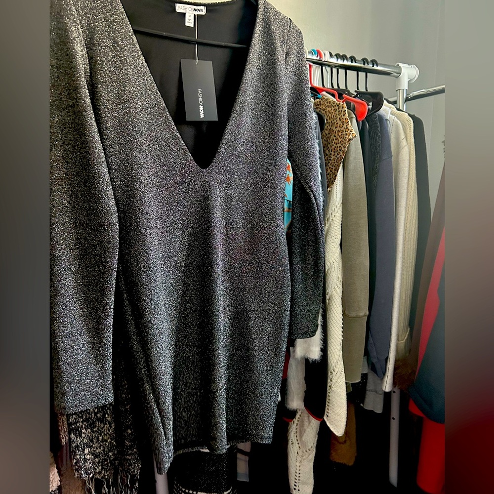 Silver black long sleeve dress small brand new fashion nova
